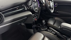 2019 (69) MINI HATCHBACK 1.5 Cooper Sport II 3dr Auto 5033374