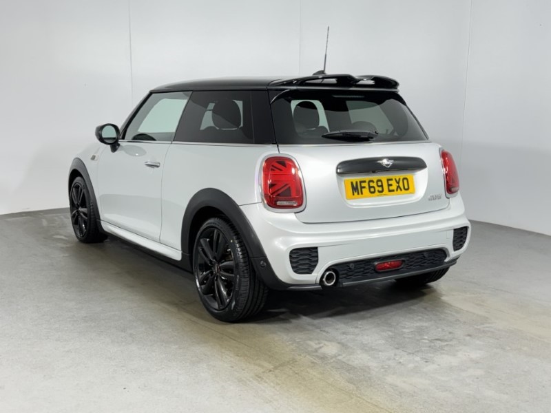 2019 (69) MINI HATCHBACK 1.5 Cooper Sport II 3dr Auto