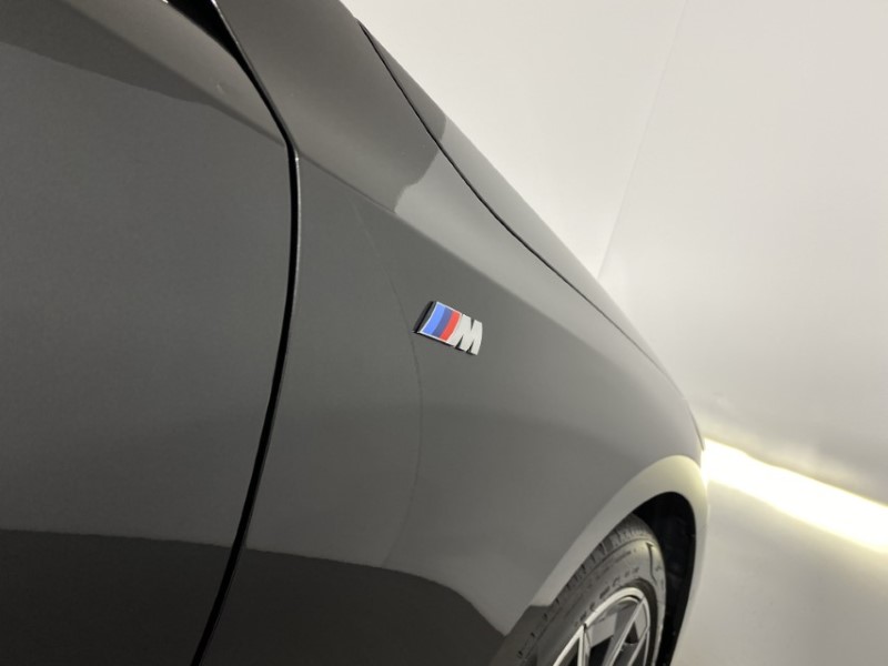 2025 (25) BMW I5 250kW eDr40 M Sport 84kWh 4dr Auto [Comfort PLUS/22kW] 4867242