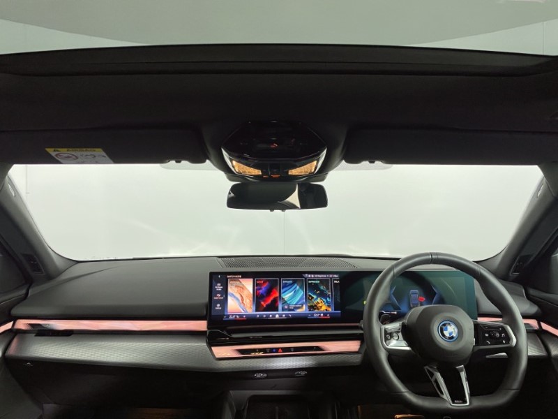 2025 (25) BMW I5 250kW eDr40 M Sport 84kWh 4dr Auto [Comfort PLUS/22kW] 4867226