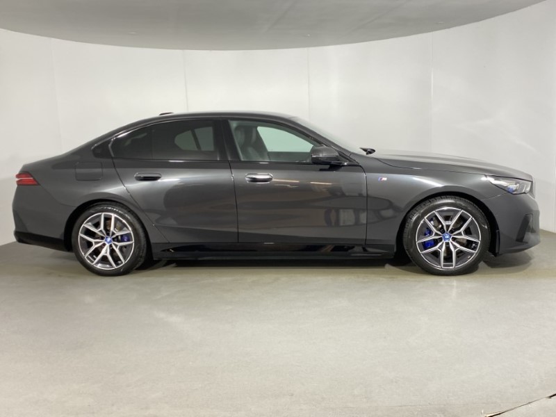 2025 (25) BMW I5 250kW eDr40 M Sport 84kWh 4dr Auto [Comfort PLUS/22kW] 4867264
