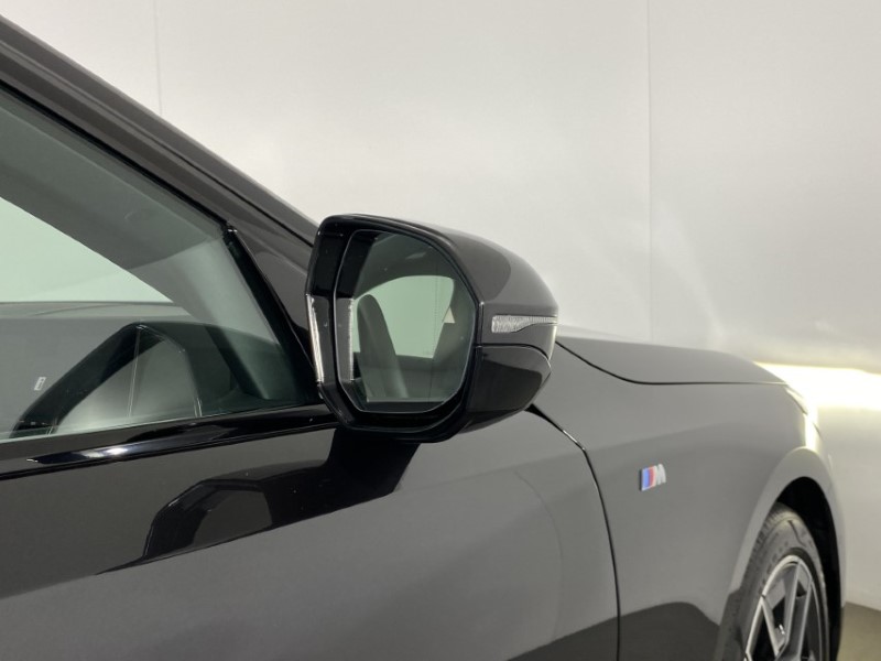 2025 (25) BMW I5 250kW eDr40 M Sport 84kWh 4dr Auto [Comfort PLUS/22kW] 4867241