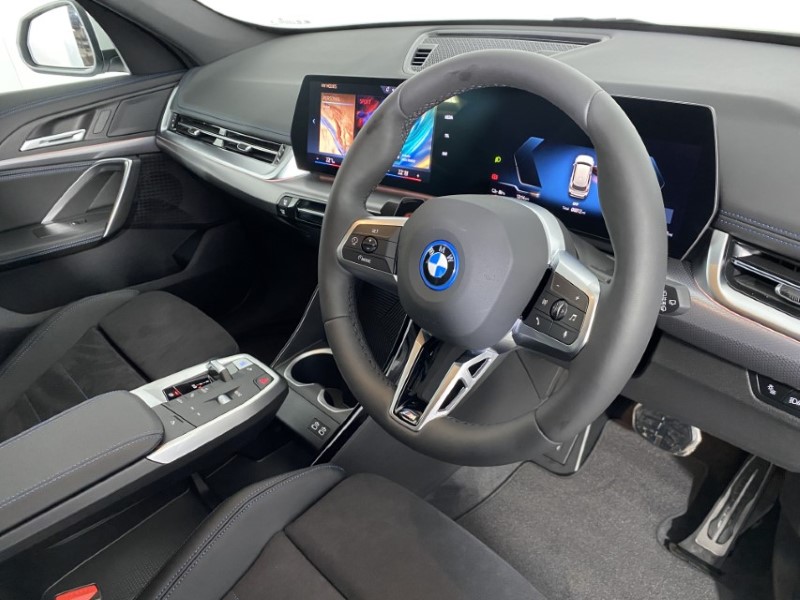 2025 (25) BMW iX1 150kW eDrive20 M Sport 65kWh 5dr Auto 4865450