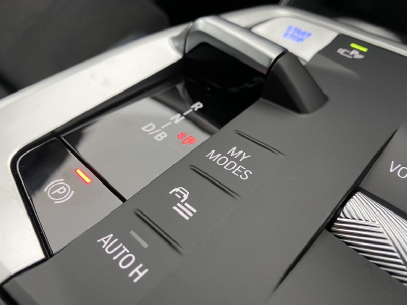 2025 (25) BMW iX1 150kW eDrive20 M Sport 65kWh 5dr Auto 4865446