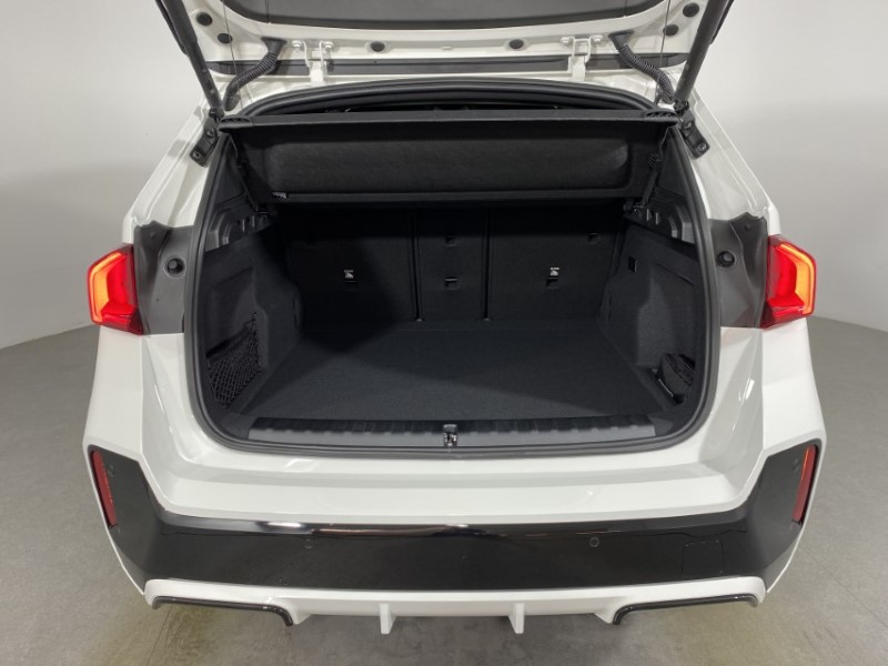 2025 (25) BMW iX1 150kW eDrive20 M Sport 65kWh 5dr Auto 4865454