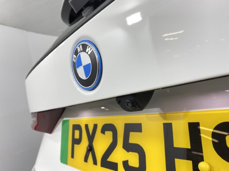 2025 (25) BMW iX1 150kW eDrive20 M Sport 65kWh 5dr Auto 4865460