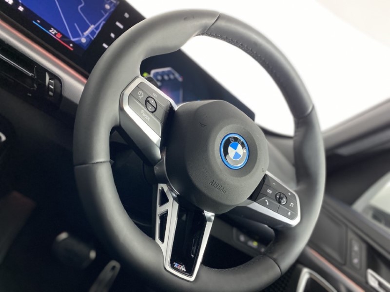 2025 (25) BMW iX1 150kW eDrive20 M Sport 65kWh 5dr Auto 4865441