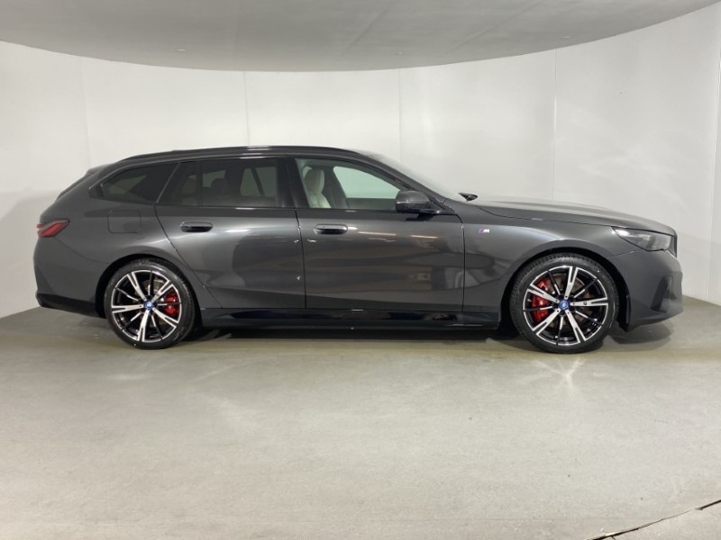 2025 (75) BMW I5 250kW eDrive40 M Sport Pro 84kWh 5dr Auto 4848676