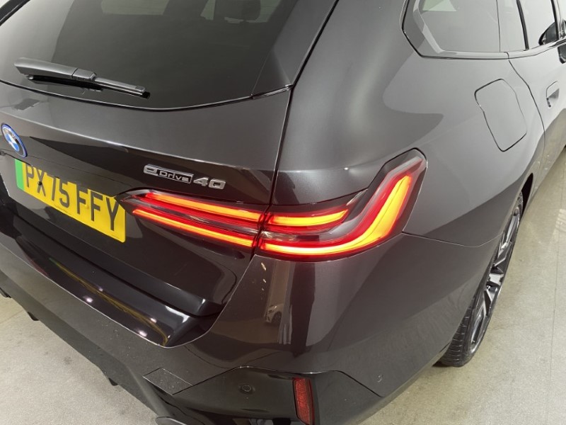 2025 (75) BMW I5 250kW eDrive40 M Sport Pro 84kWh 5dr Auto 4848648