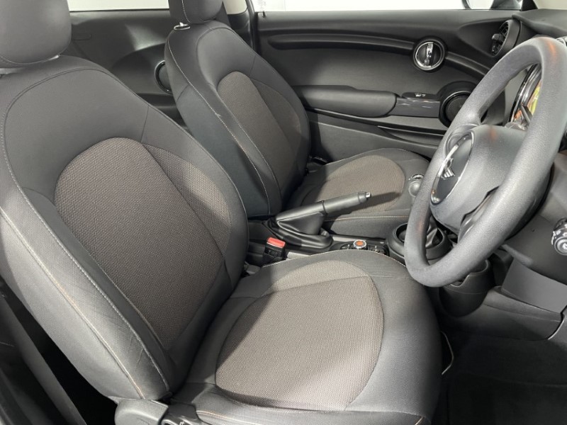 2017 (67) MINI HATCHBACK 1.5 Cooper 3dr 4917934