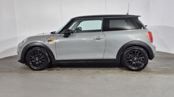 2017 (67) MINI HATCHBACK 1.5 Cooper 3dr 4917950