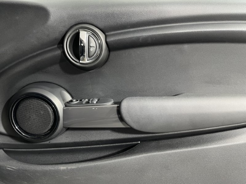 2017 (67) MINI HATCHBACK 1.5 Cooper 3dr 4917935