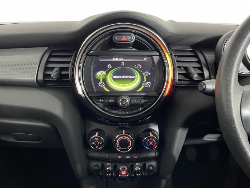 2017 (67) MINI HATCHBACK 1.5 Cooper 3dr 4917927