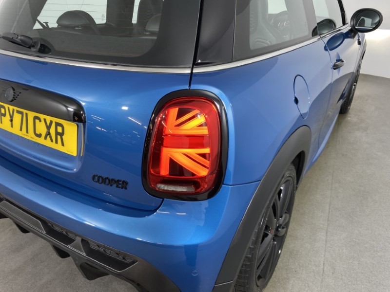 2021 (71) MINI HATCHBACK 1.5 Cooper Sport 3dr 4928952