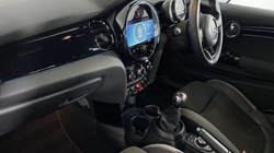 2021 (71) MINI HATCHBACK 1.5 Cooper Sport 3dr 4928948