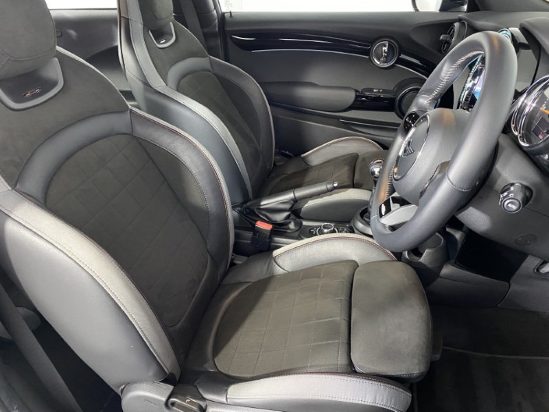 2021 (71) MINI HATCHBACK 1.5 Cooper Sport 3dr 4928941