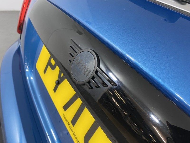 2021 (71) MINI HATCHBACK 1.5 Cooper Sport 3dr 4928950