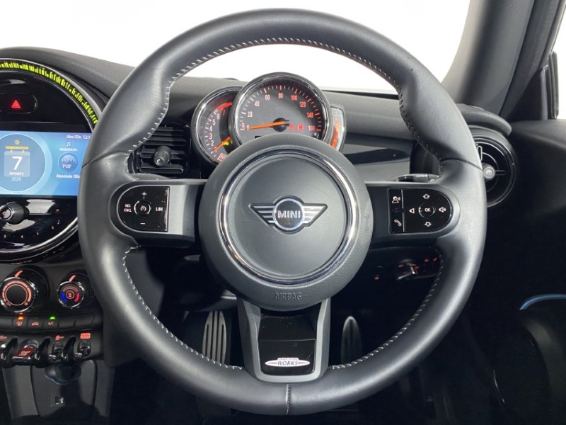 2021 (71) MINI HATCHBACK 1.5 Cooper Sport 3dr 4928932