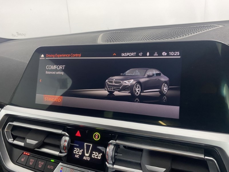 2022 (22) BMW 2 SERIES 220i M Sport 2dr Step Auto 4873936