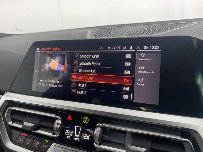 2022 (22) BMW 2 SERIES 220i M Sport 2dr Step Auto 4873930