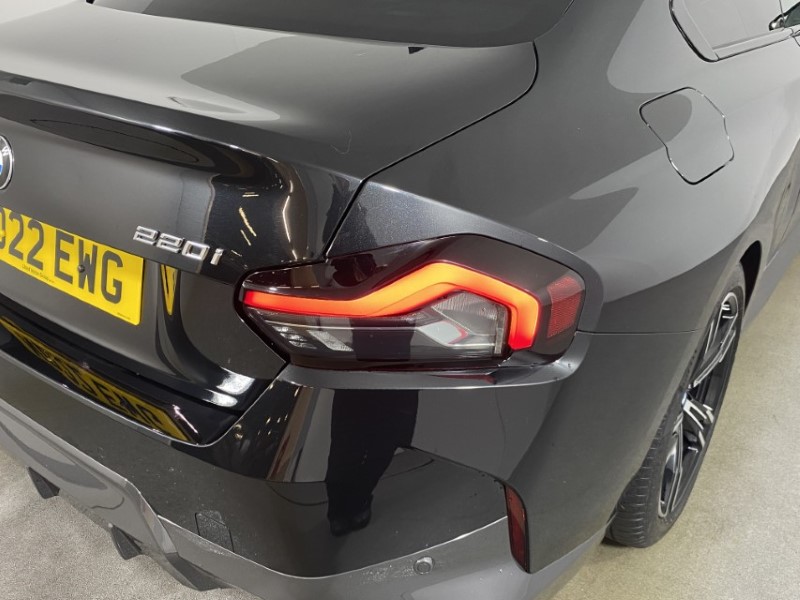 2022 (22) BMW 2 SERIES 220i M Sport 2dr Step Auto 4873958