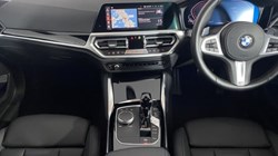 2022 (22) BMW 2 SERIES 220i M Sport 2dr Step Auto 4873951