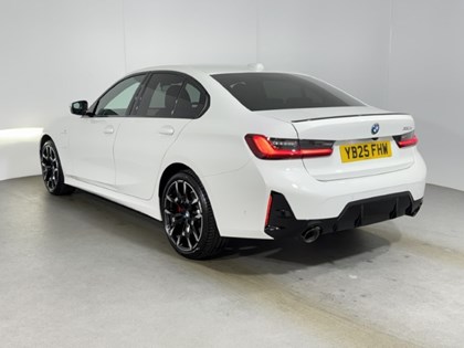 2025 (25) BMW 3 SERIES 330e 22.3 kWh M Sport 4dr Step Auto