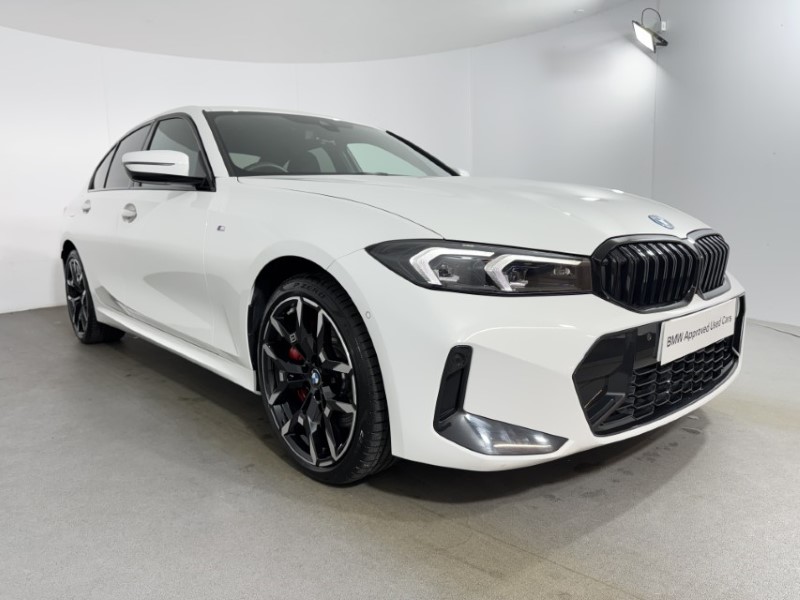 2025 (25) BMW 3 SERIES 330e 22.3 kWh M Sport 4dr Step Auto 4908015