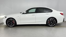 2025 (25) BMW 3 SERIES 330e 22.3 kWh M Sport 4dr Step Auto 4908001