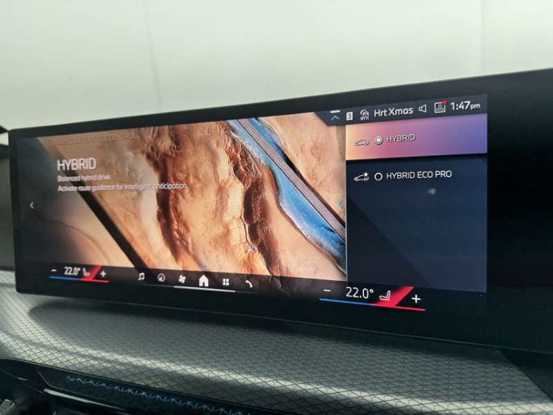 2025 (25) BMW 3 SERIES 330e 22.3 kWh M Sport 4dr Step Auto 4907958