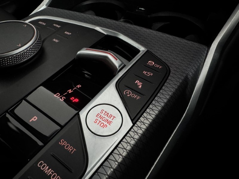 2025 (25) BMW 3 SERIES 320i M Sport 4dr Step Auto 4935958