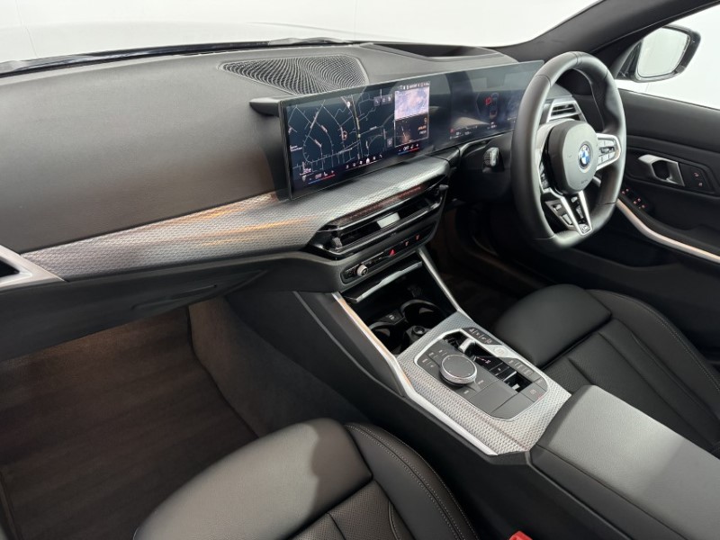 2025 (25) BMW 3 SERIES 320i M Sport 4dr Step Auto 4936013