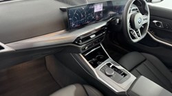 2025 (25) BMW 3 SERIES 320i M Sport 4dr Step Auto 4936013