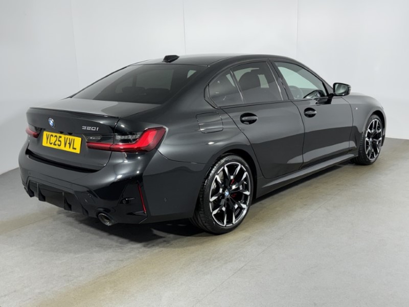 2025 (25) BMW 3 SERIES 320i M Sport 4dr Step Auto 4936056