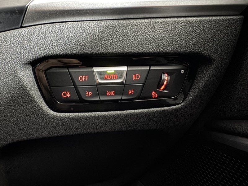 2025 (25) BMW 3 SERIES 320i M Sport 4dr Step Auto 4935959