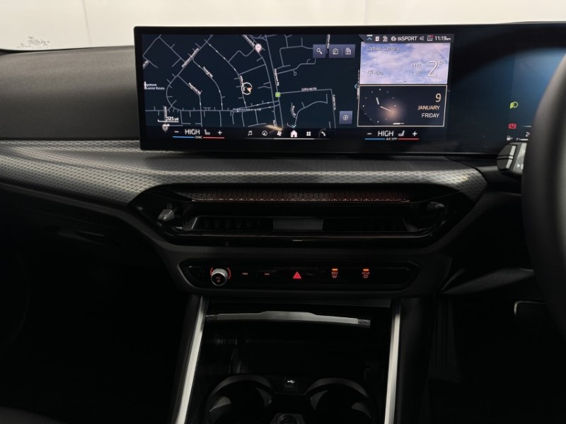 2025 (25) BMW 3 SERIES 320i M Sport 4dr Step Auto 4935948