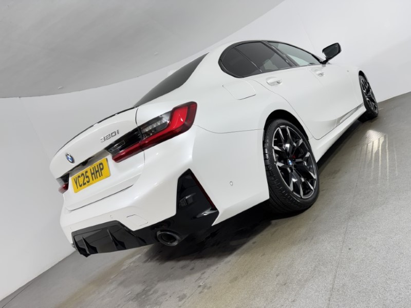 2025 (25) BMW 3 SERIES 320i M Sport 4dr Step Auto 4889826