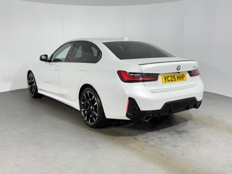 2025 (25) BMW 3 SERIES 320i M Sport 4dr Step Auto 4889840