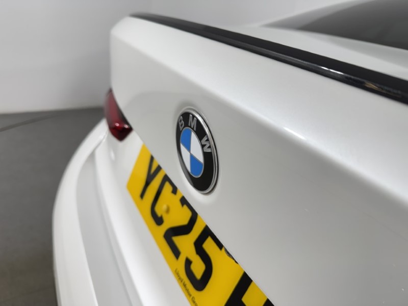 2025 (25) BMW 3 SERIES 320i M Sport 4dr Step Auto 4889816