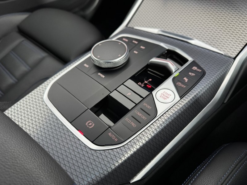 2025 (25) BMW 3 SERIES 320i M Sport 4dr Step Auto 4889793