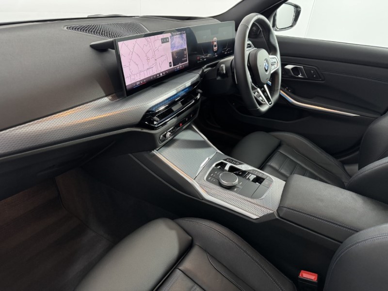 2025 (25) BMW 3 SERIES 320i M Sport 4dr Step Auto 4889812