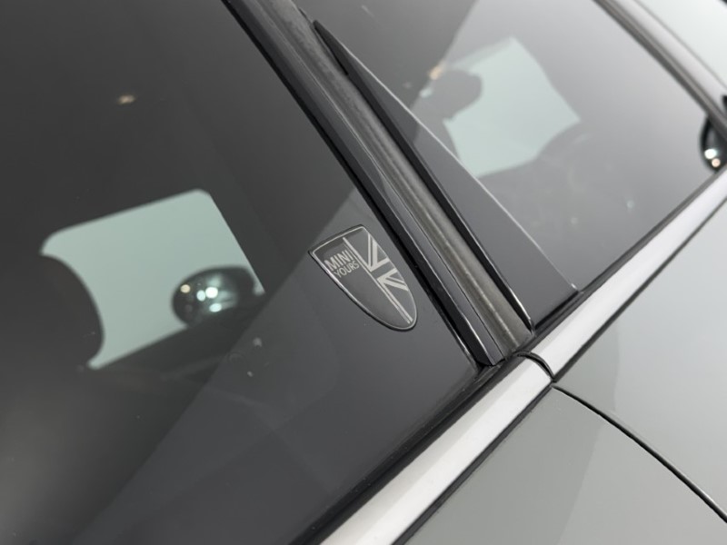 2022 (22) MINI HATCHBACK 2.0 Cooper S Exclusive 5dr Auto 4905406