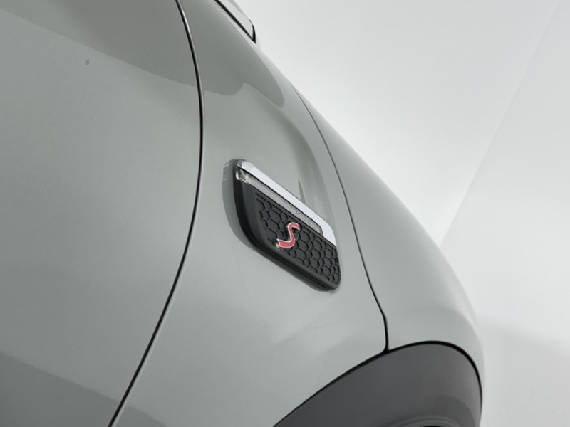 2022 (22) MINI HATCHBACK 2.0 Cooper S Exclusive 5dr Auto 4905408