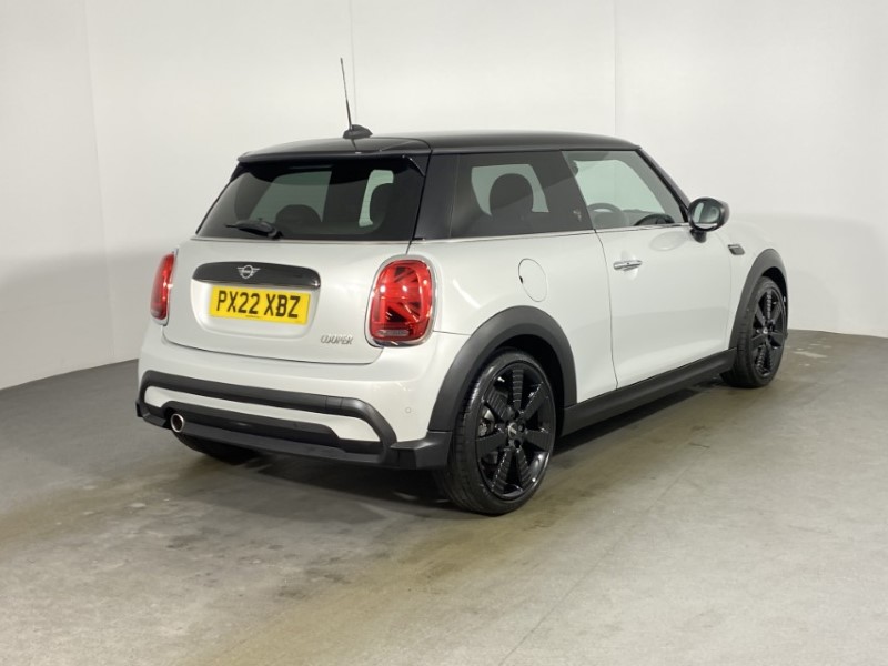2022 (22) MINI HATCHBACK 1.5 Cooper Exclusive 3dr 4933556
