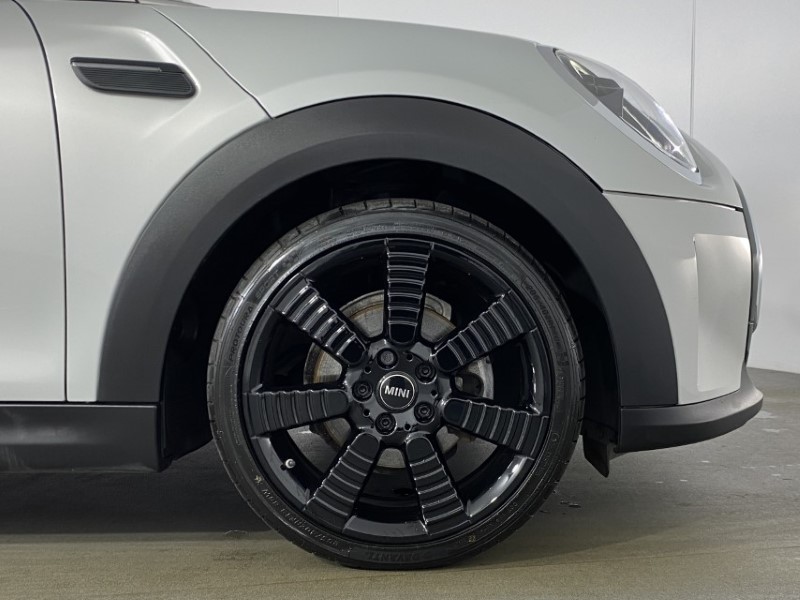 2022 (22) MINI HATCHBACK 1.5 Cooper Exclusive 3dr 4933536
