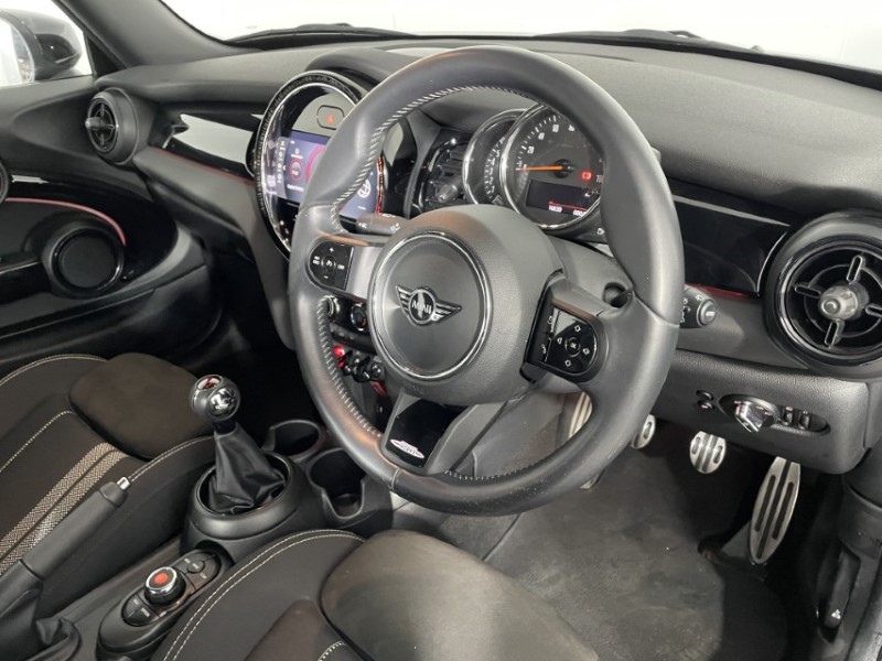 2021 (71) MINI HATCHBACK 1.5 Cooper Sport 3dr 4918429