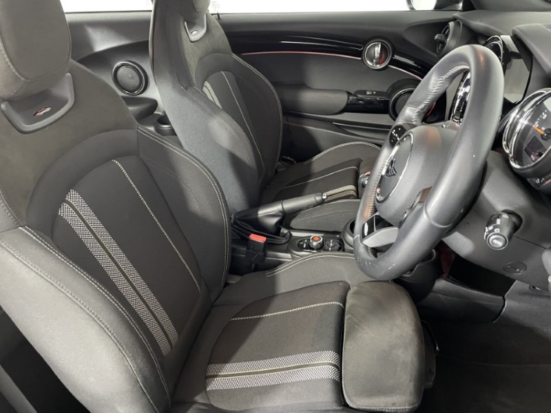 2021 (71) MINI HATCHBACK 1.5 Cooper Sport 3dr 4918430