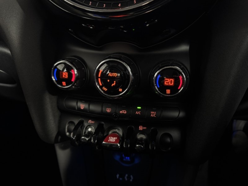 2017 (17) MINI HATCHBACK 1.2 One 3dr 4913694