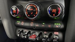2023 (23) MINI HATCHBACK 1.5 Cooper Classic 3dr Auto 4944695