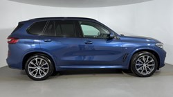 2022 (72) BMW X5 xDrive30d MHT M Sport 5dr Auto 4916020